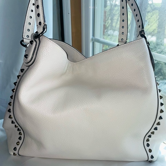 Coach Edie 31 Bandana Rivets Shoulder Bag Chalk White Pebble Leather - Picture 5 of 14